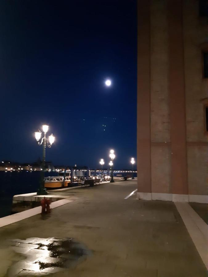 Appartement Giudecca Molino Stucky à Venise Extérieur photo